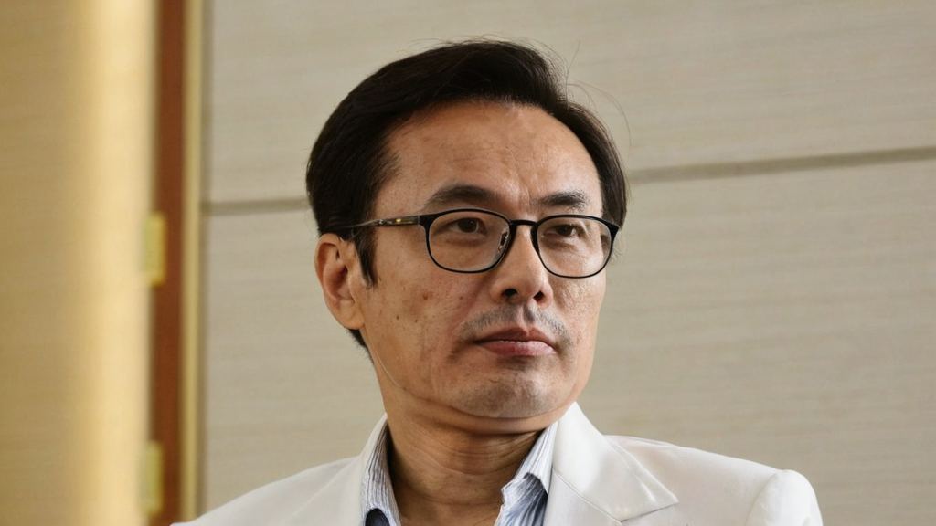 娱乐吃瓜酱男德的作品引发争议，背后隐藏的趣味与深度让人深思